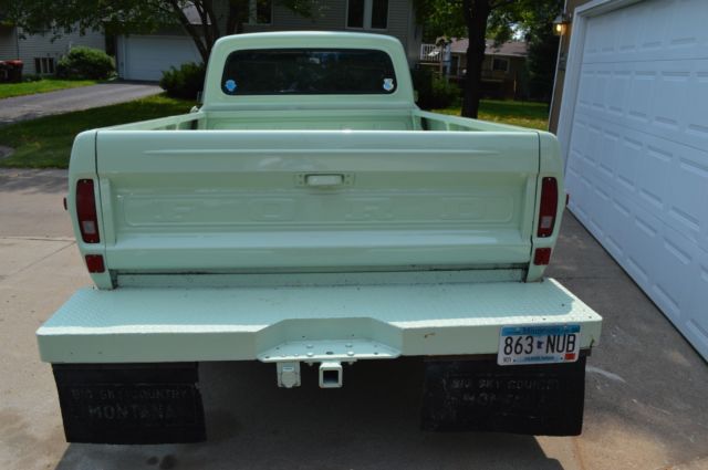 1971 ford f-250 custom automatic rwd v8 5.9l gasoline