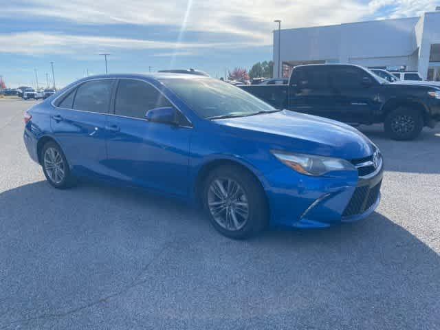 2017 toyota camry se