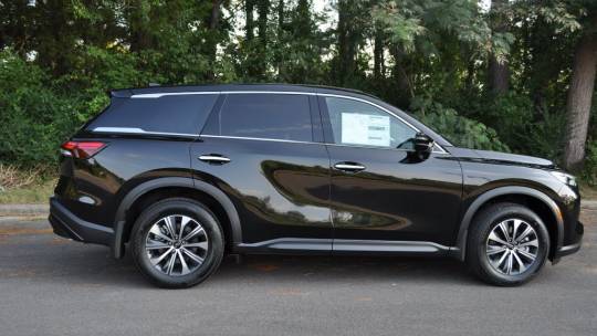 2025 Infiniti QX60 pure