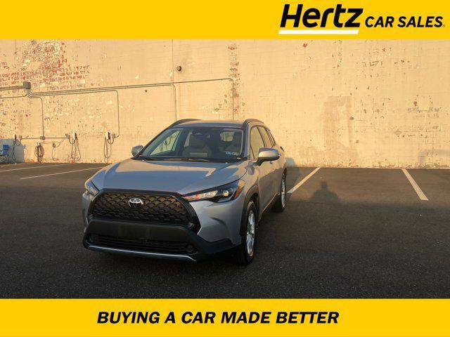 2023 toyota corolla cross le