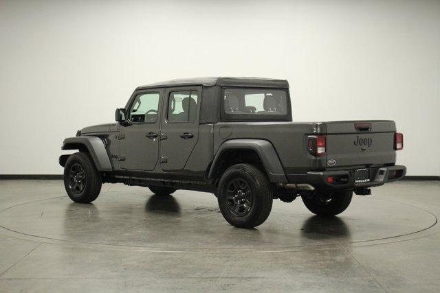 2023 jeep gladiator sport