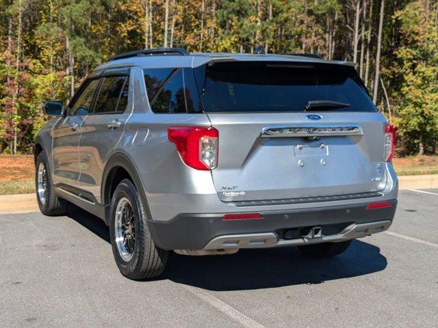 2021 ford explorer xlt