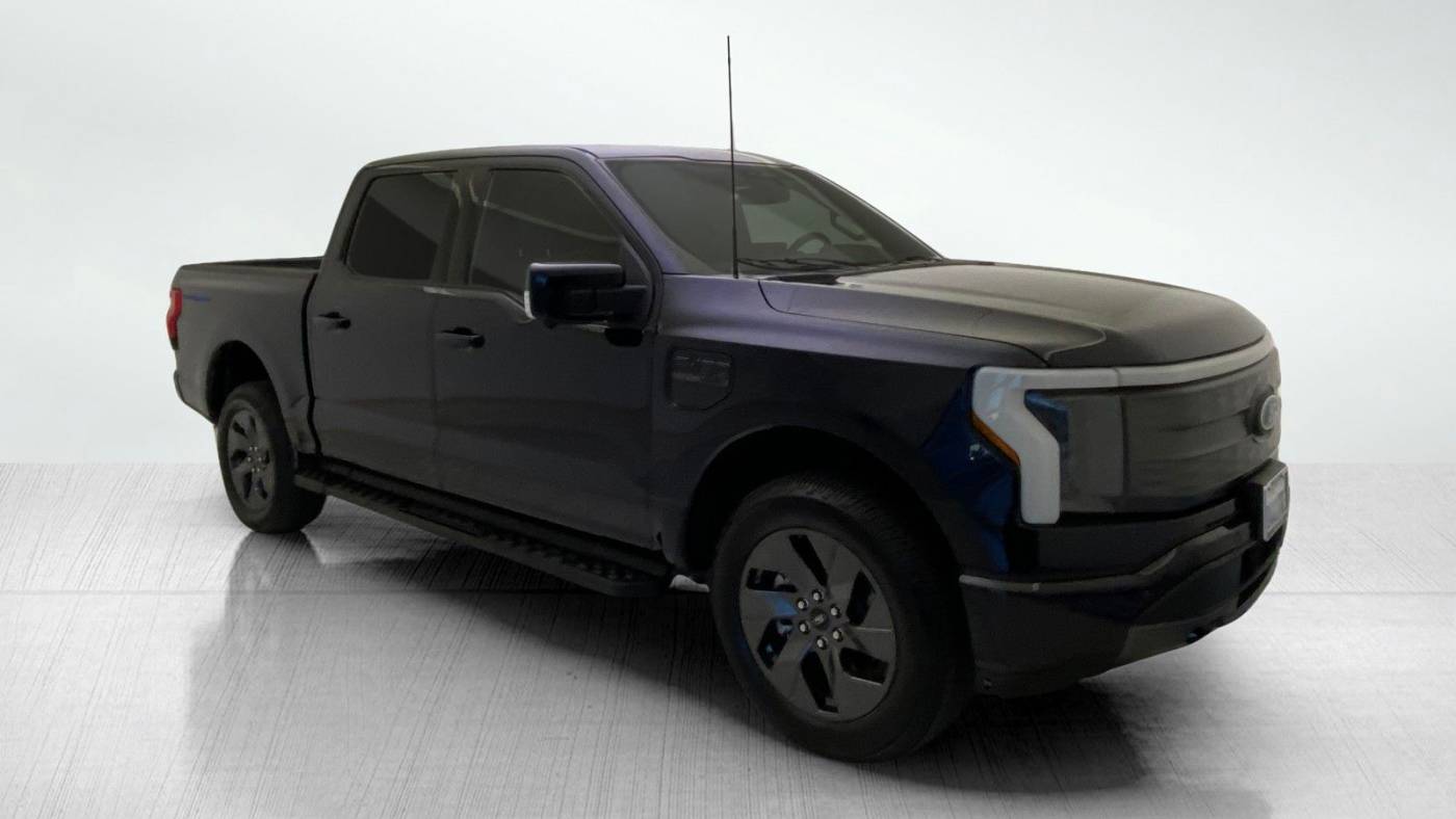 2022 ford f-150 lightning pro