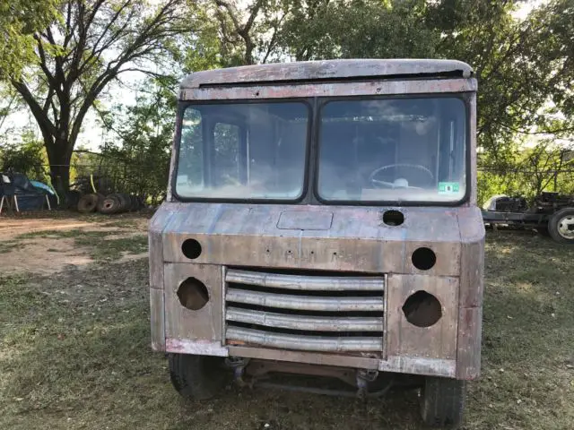 1968 chevy p10 short body step van - runs/drives
