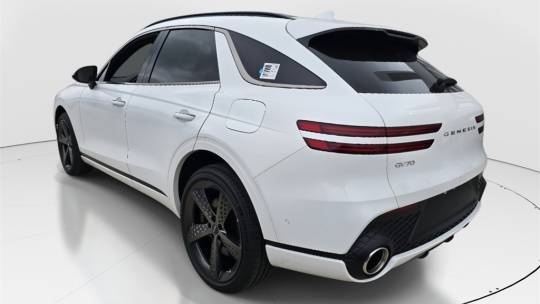 2025 Genesis GV70
