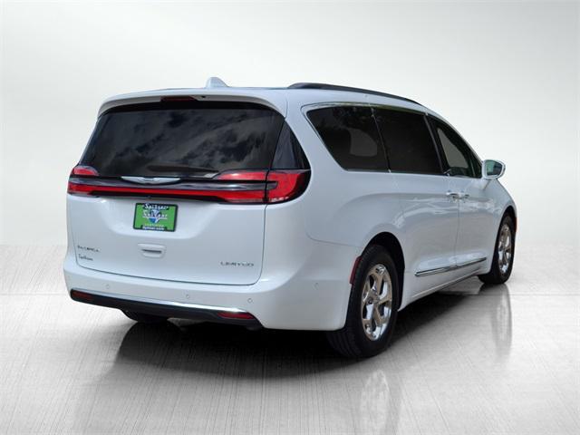 2022 chrysler pacifica limited