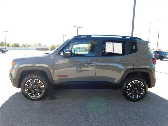 2023 jeep renegade trailhawk
