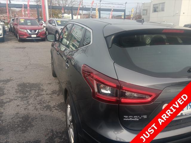 2020 nissan rogue sport s