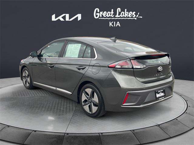 2022 hyundai ioniq hybrid sel