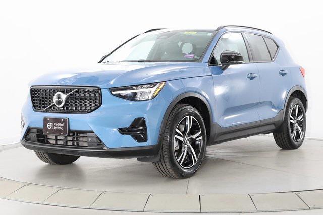 2024 volvo xc40 b5 core bright theme