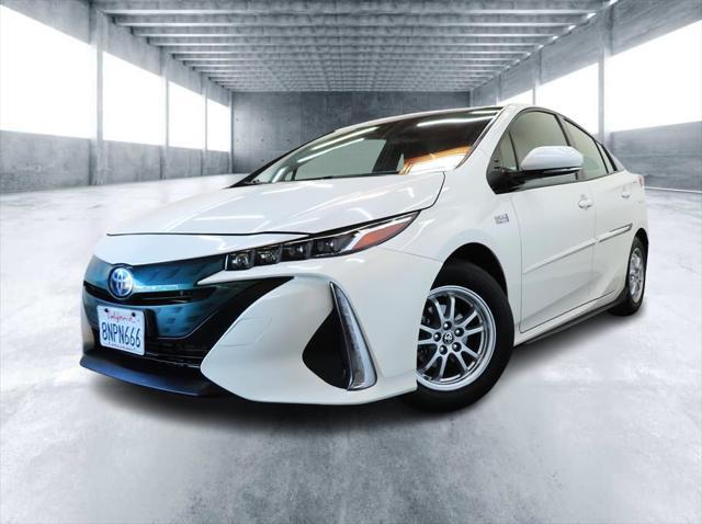 2017 toyota prius prime plus