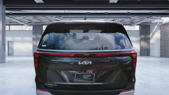 2025 Kia Carnival