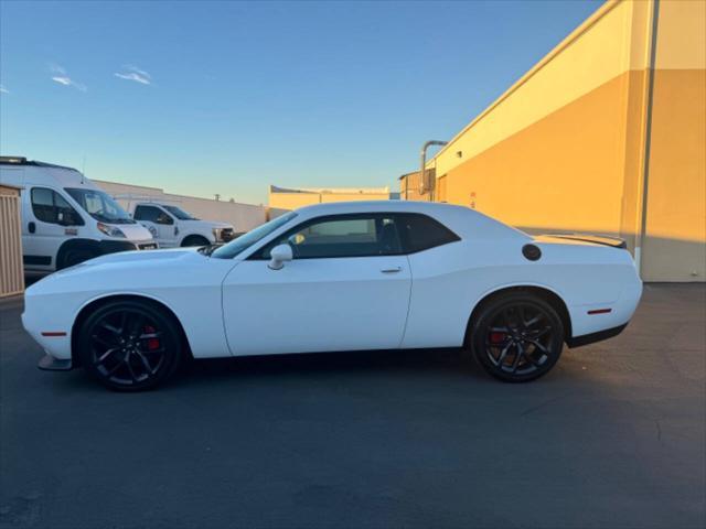 2022 dodge challenger gt