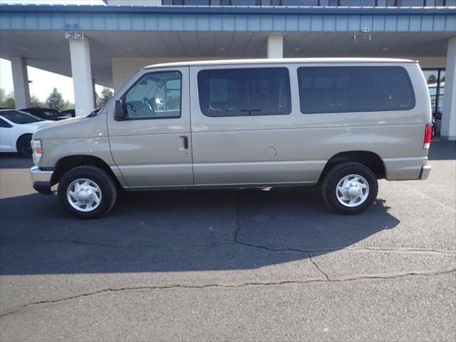 2011 ford e350 super duty xlt