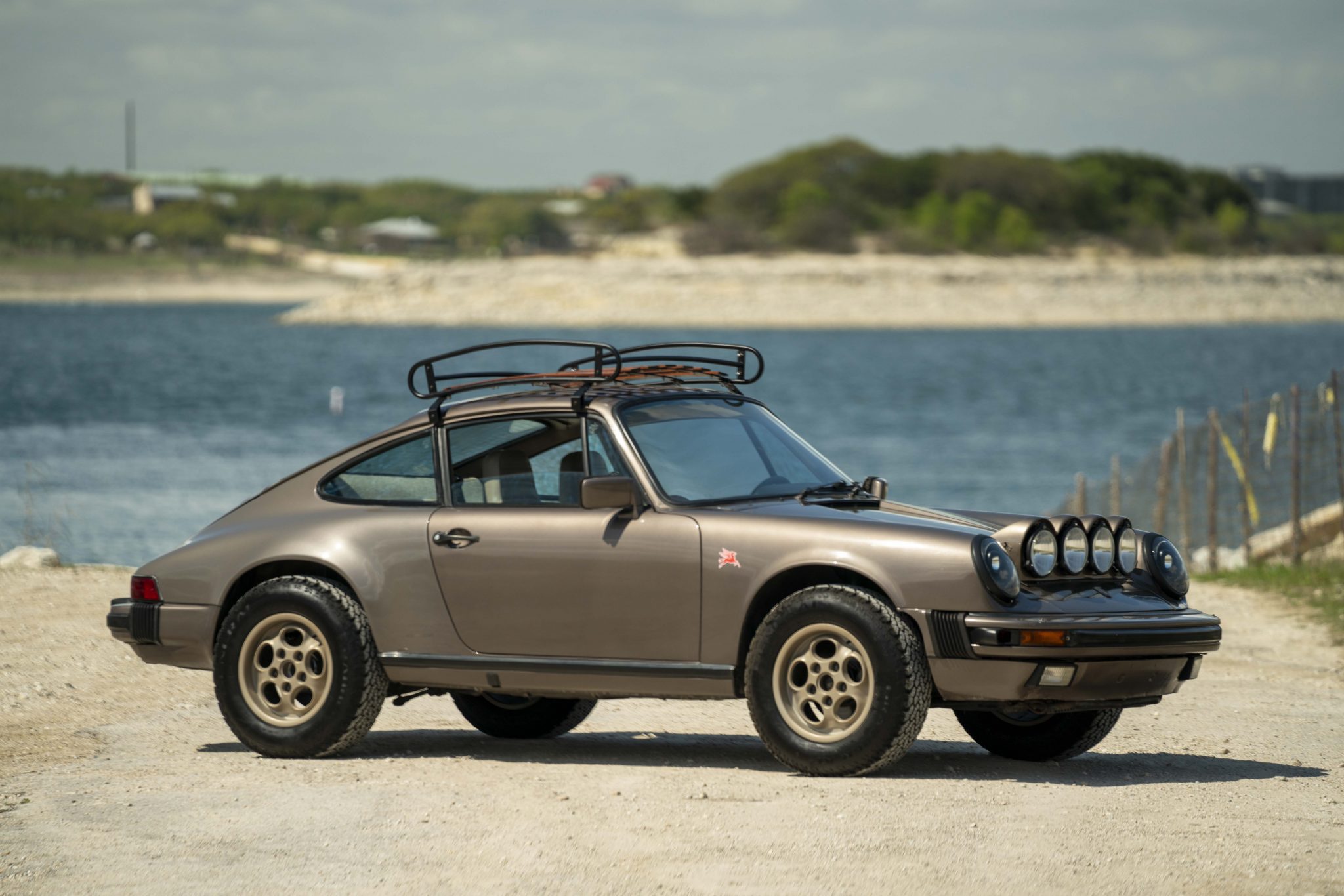 1983 porsche 911sc safari-style