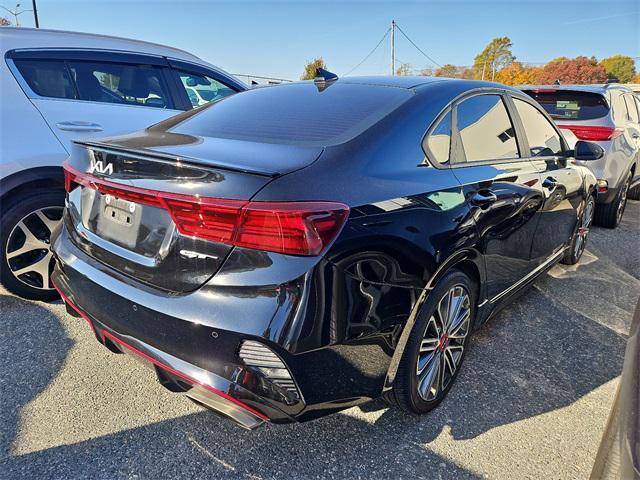 2022 kia forte gt