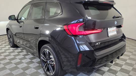 2024 BMW X1