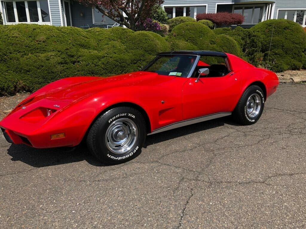 1975 chevrolet corvette coupe custom loaded a/c outstanding !!!!!