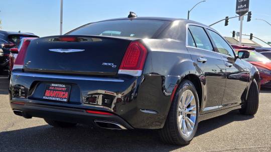 2016 Chrysler 300