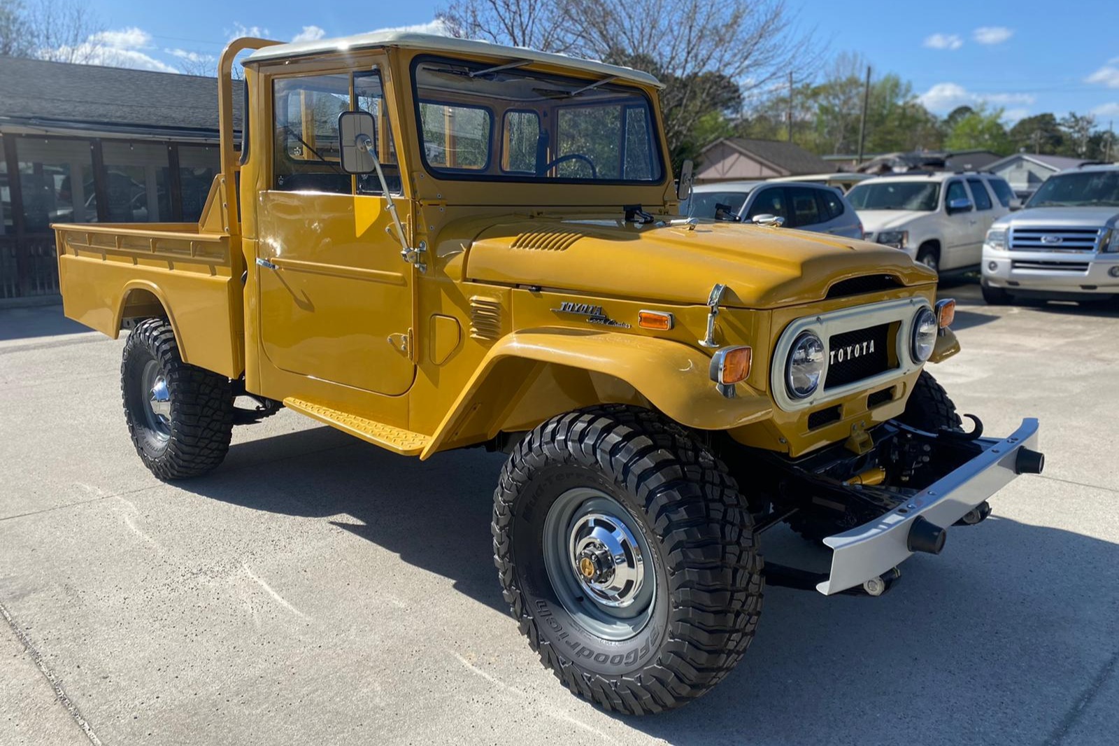 1974 toyota land cruiser fj45