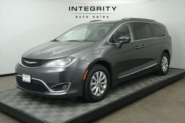 2018 chrysler pacifica touring-l