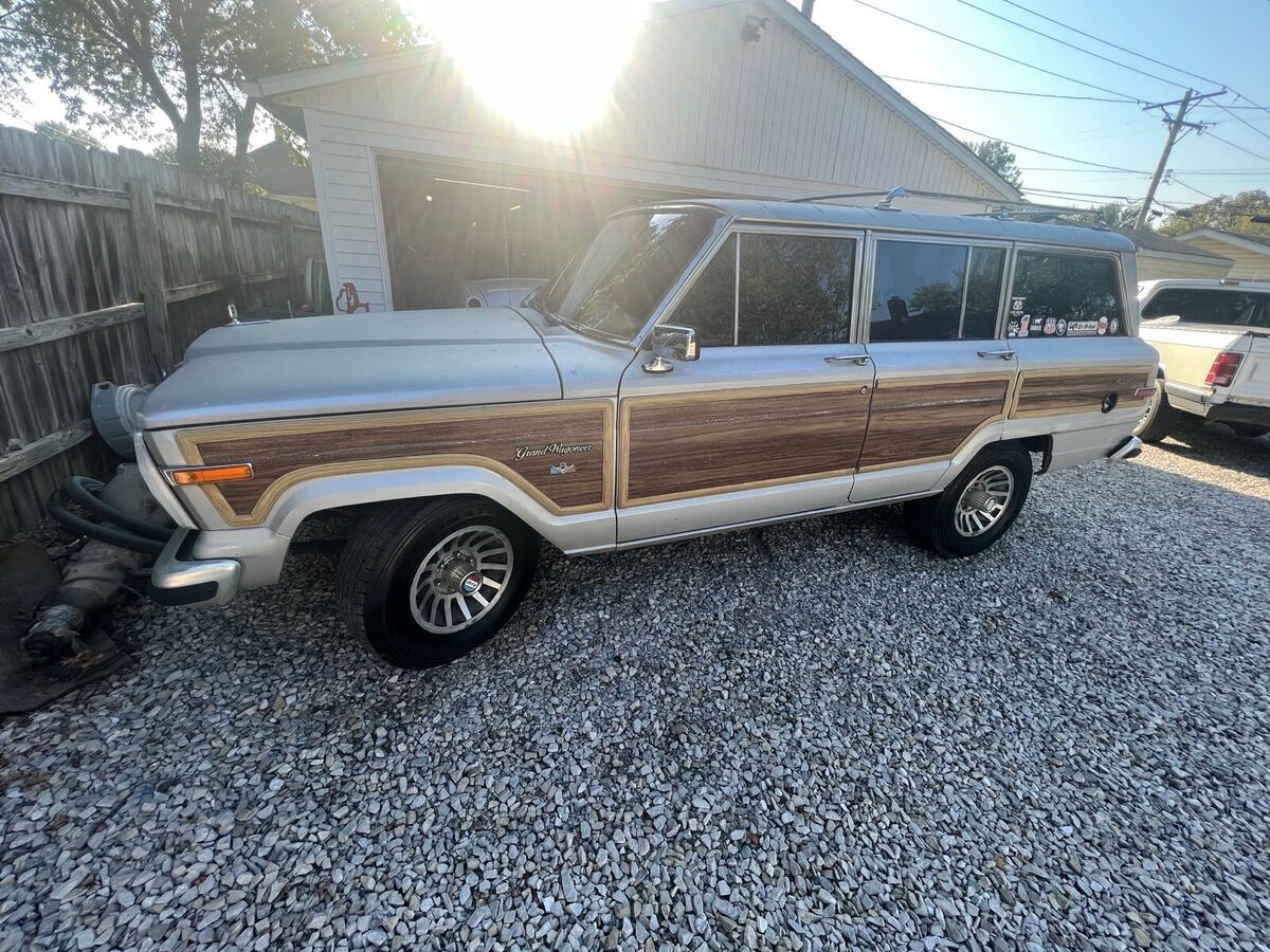 1987 jeep grand wagoneer suv grey 4wd automatic