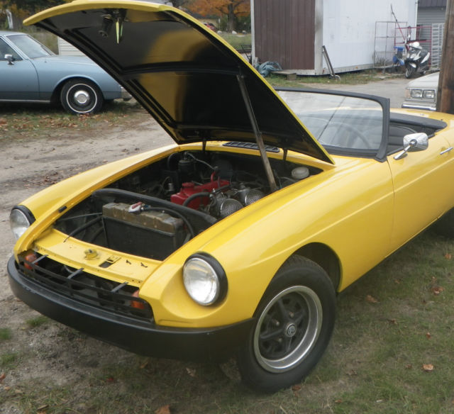1974 mgb sports car new paint, custom ride