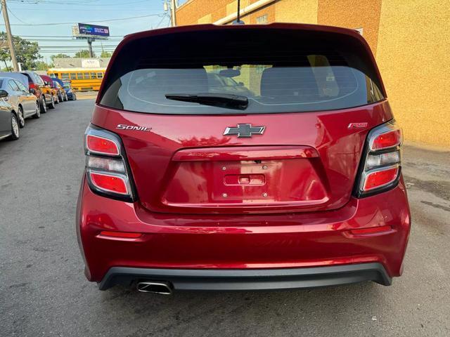 2019 chevrolet sonic lt
