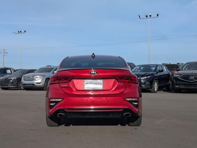 2021 kia forte gt