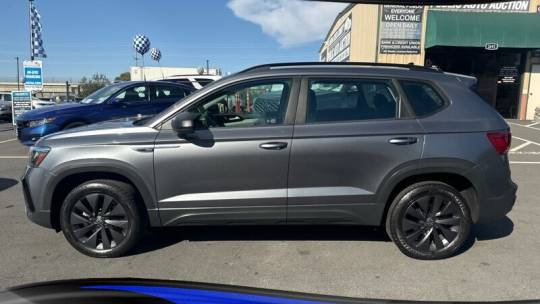 2022 volkswagen taos s