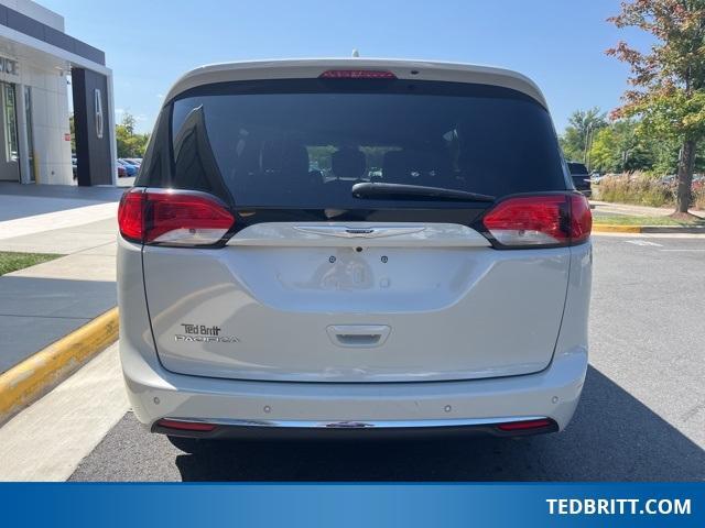 2020 chrysler pacifica touring-l plus