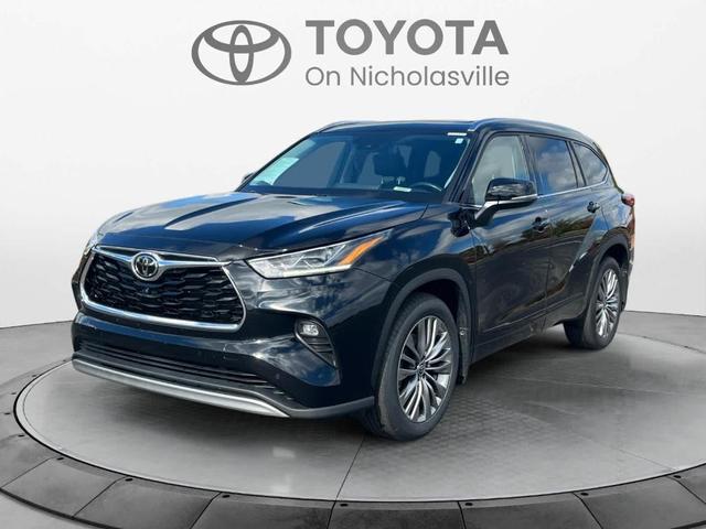 2021 toyota highlander platinum