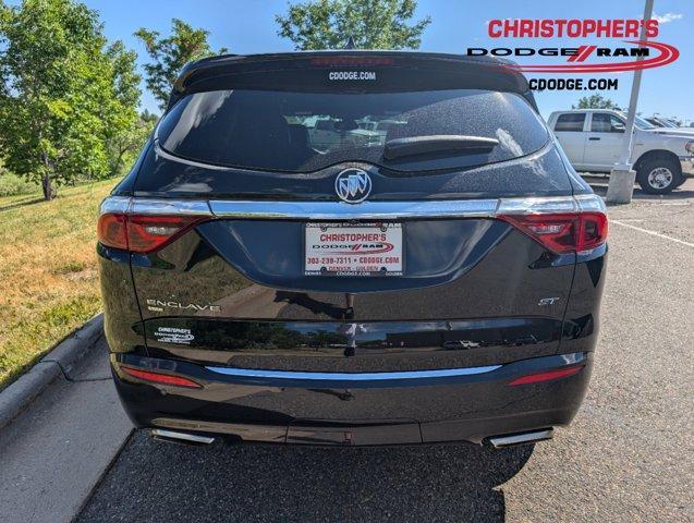 2023 buick enclave essence