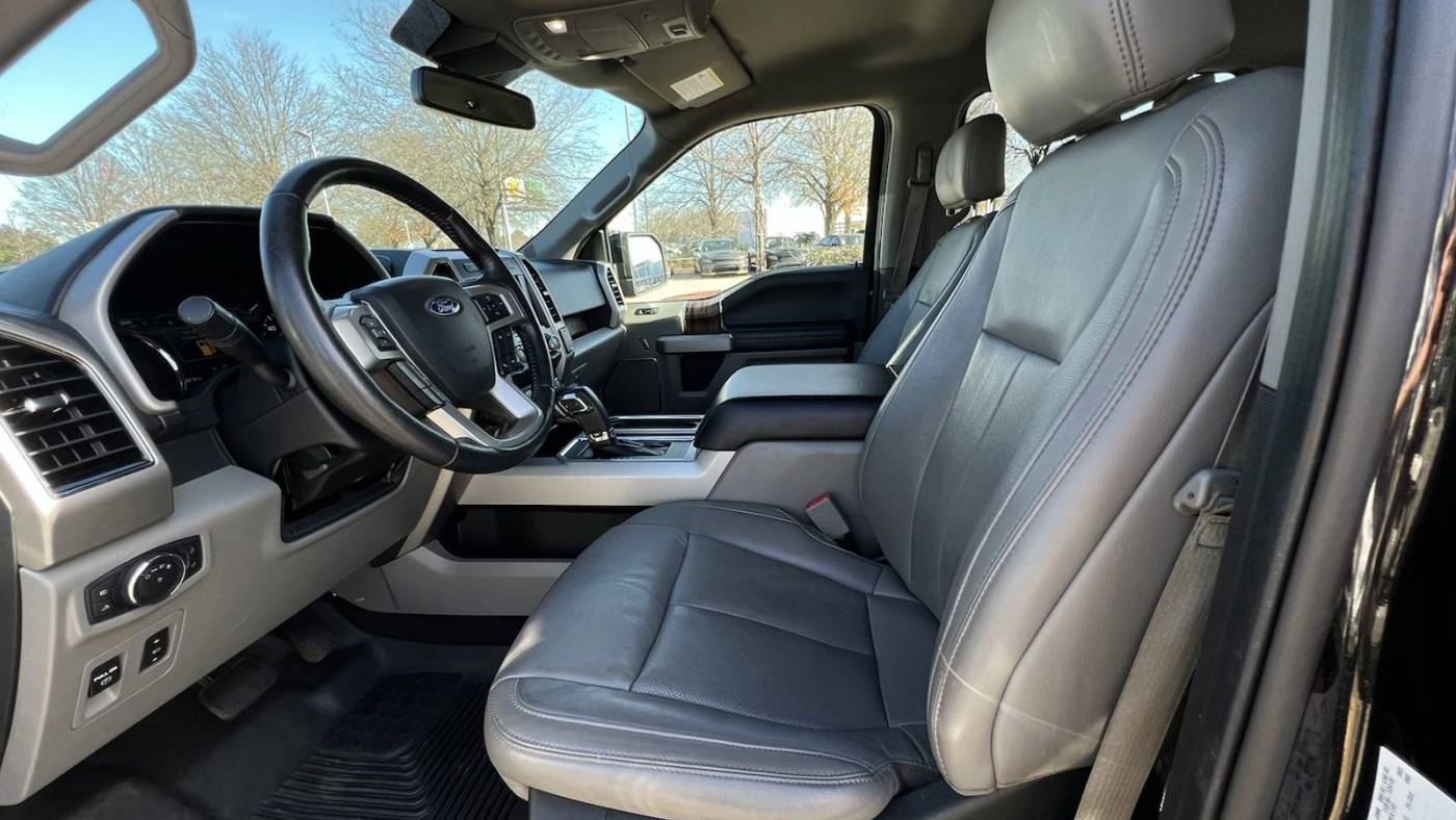 2020 ford f-150 lariat