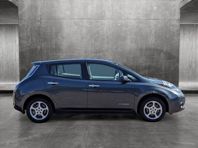 2013 nissan leaf sv