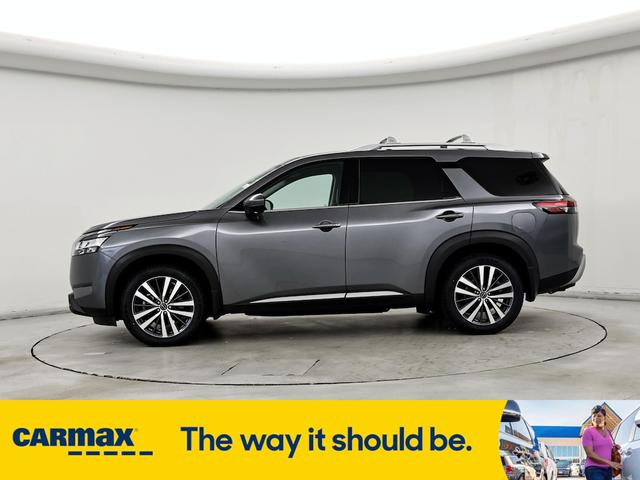 2022 nissan pathfinder platinum