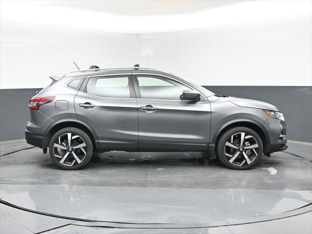2022 nissan rogue sport sl