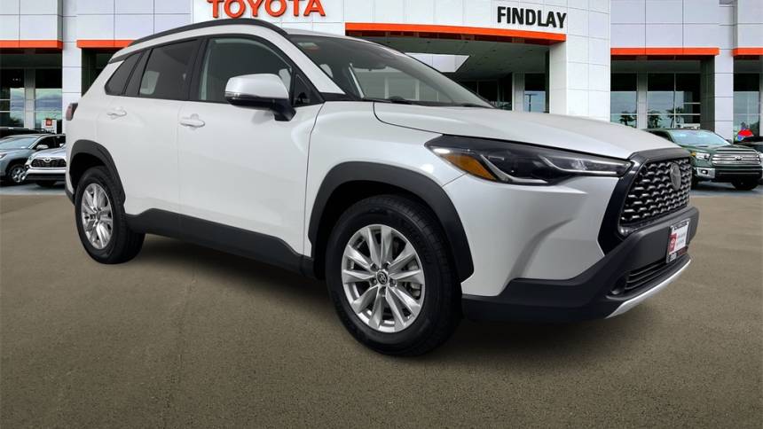 2023 toyota corolla cross le