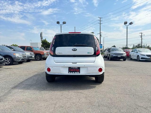 2015 kia soul ev +