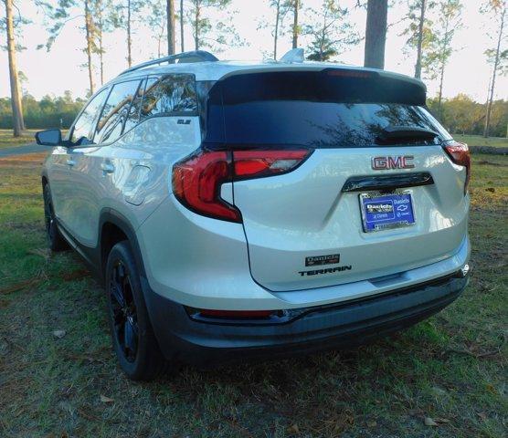 2022 gmc terrain slt