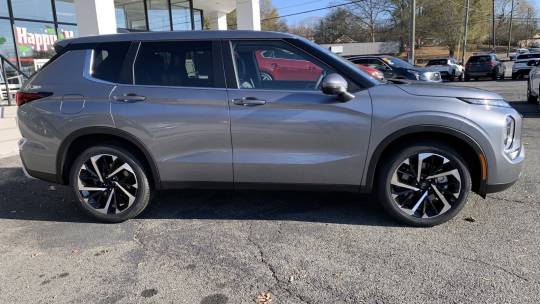 2024 Mitsubishi Outlander