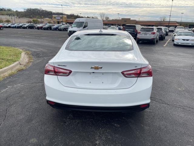 2022 chevrolet malibu fwd lt
