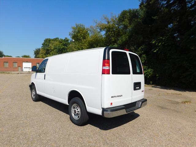 2022 gmc savana 2500 work van