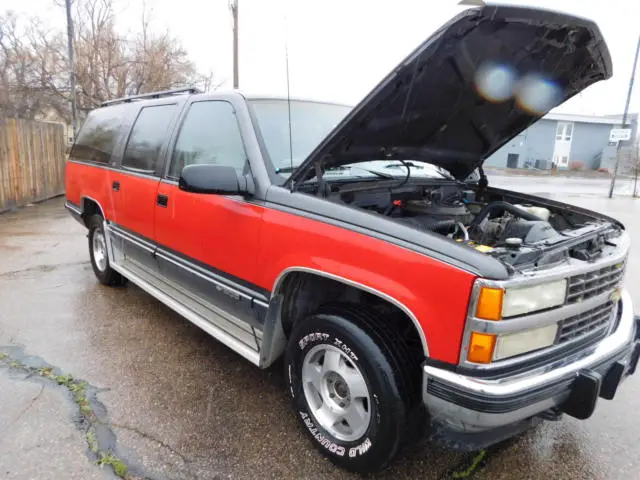 1992 chevrolet suburban k1500 4x4 suv truck