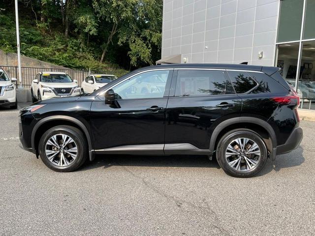 2021 nissan rogue sv