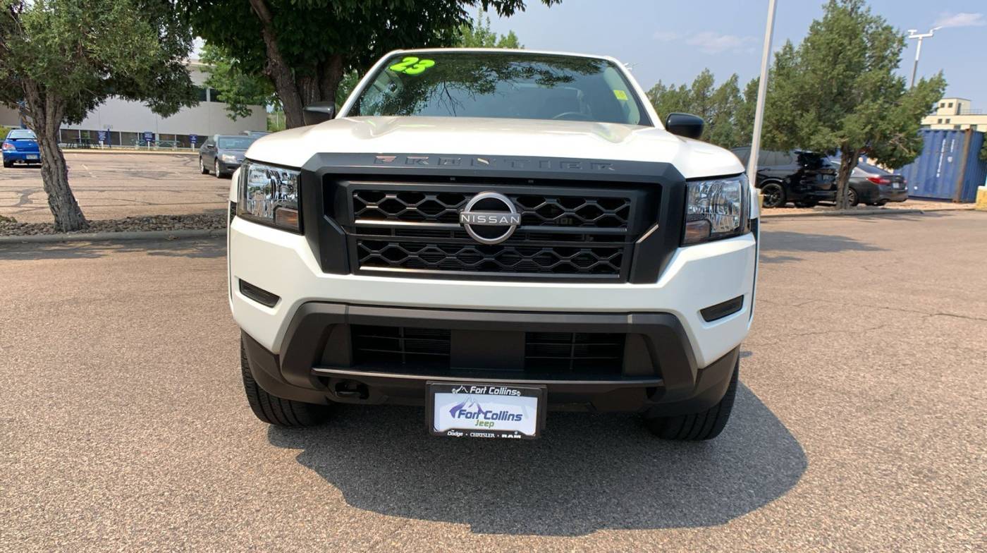 2023 nissan frontier s