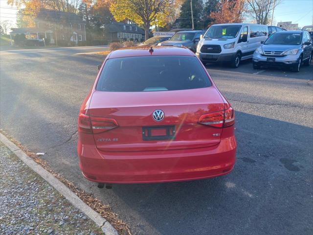 2015 volkswagen jetta auto se w/connectivity/navigation