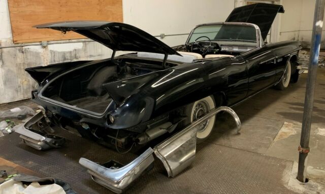 1958 cadillac eldorado biarritz convertible - 815 produced - out of estate