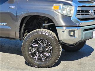 2014 Toyota Tundra sr5