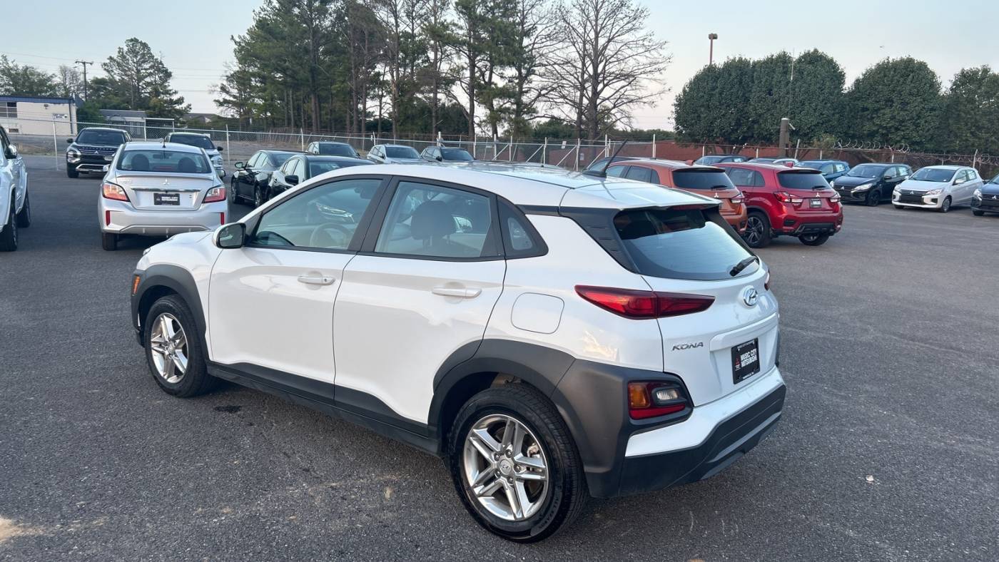 2021 hyundai kona se